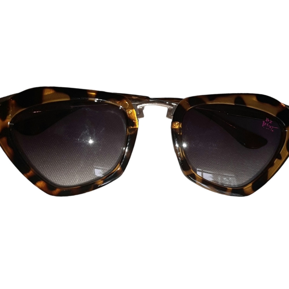 BETSY JOHNSON Cateye Cheetah Print Sunglasses